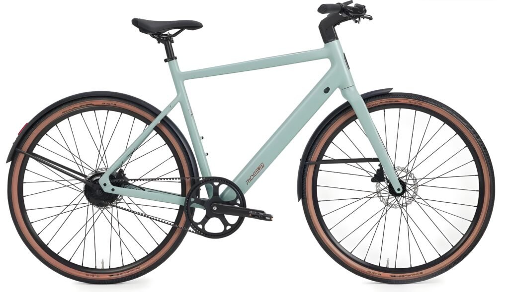 Ride1Up Roadster V3 commuter e-bike with belt drive, ideal for city commuting