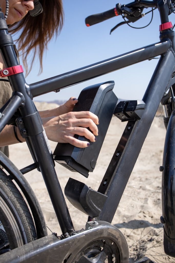 Removing battery from frame improves electric bike battery life